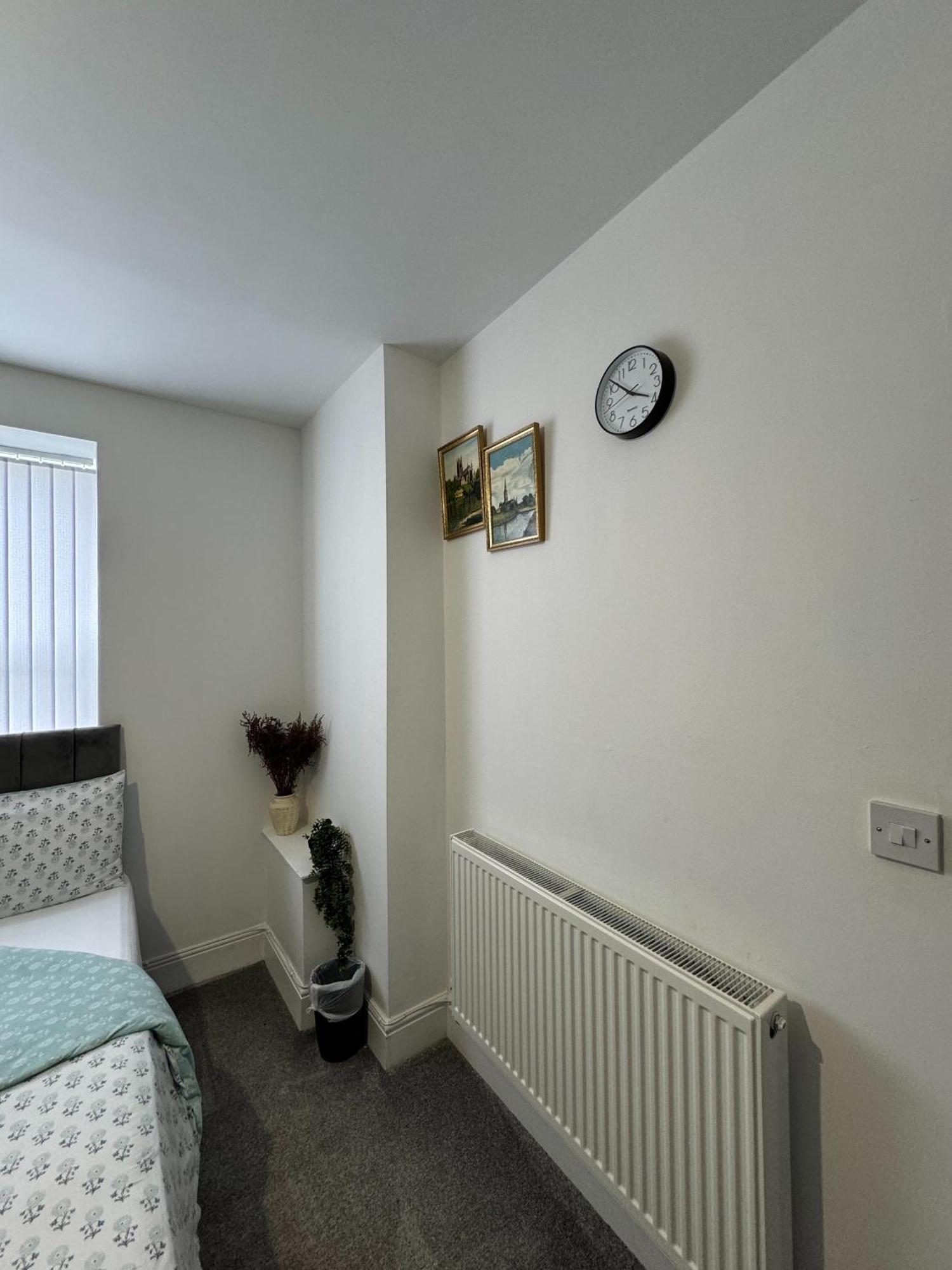Ur Place Failsworth Exterior photo