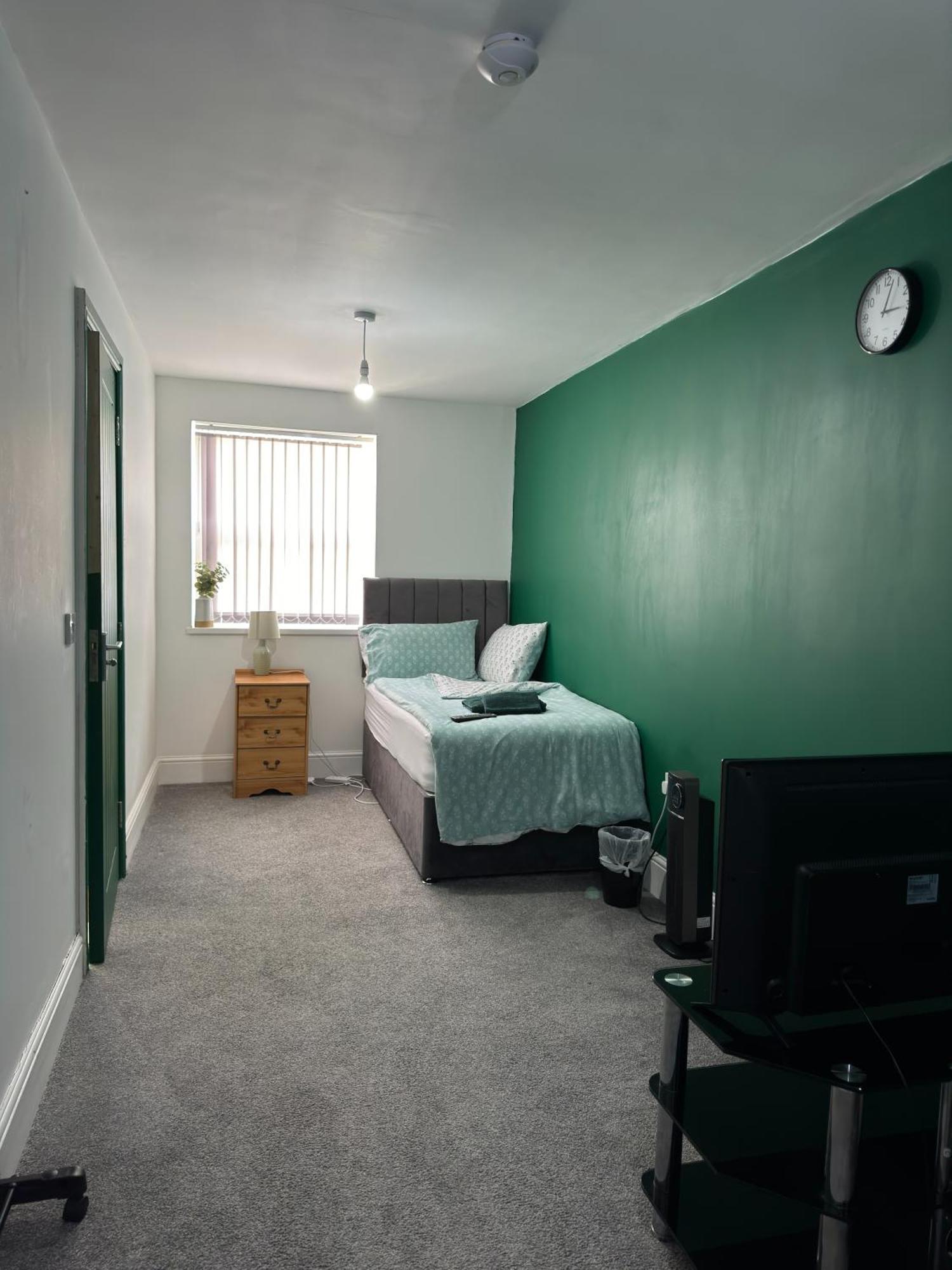 Ur Place Failsworth Exterior photo